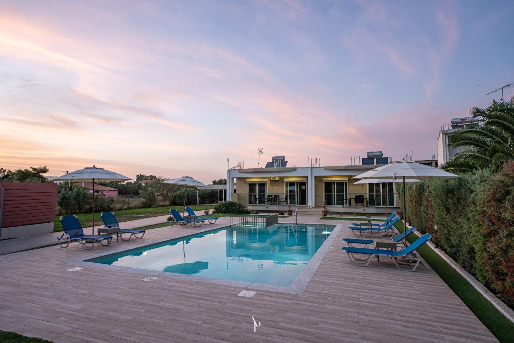 Nancy'S Budget Villa With Pool & Jacuzzi By "Elite" Лаганас Экстерьер фото